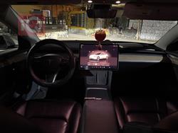 تسلا موديل 3